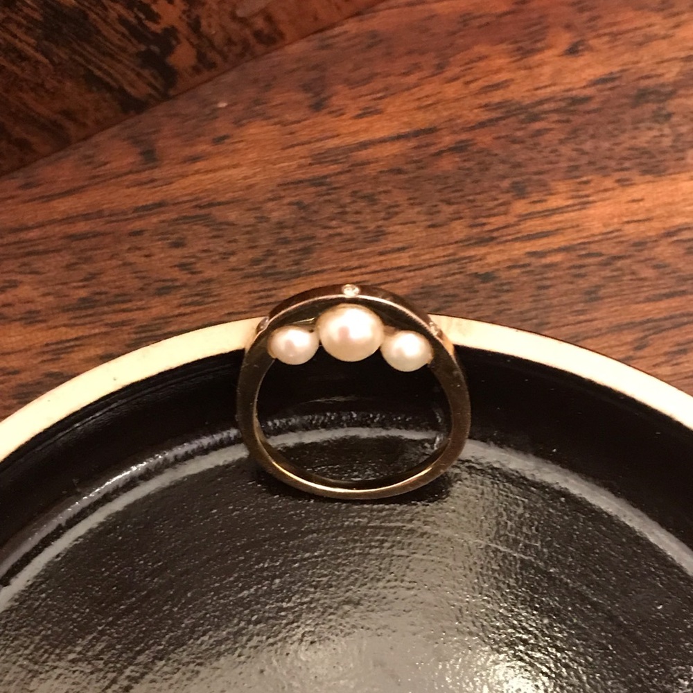 Unique Gold Ring - image 4